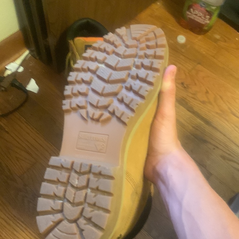 Work boots - Picture 3 of 4